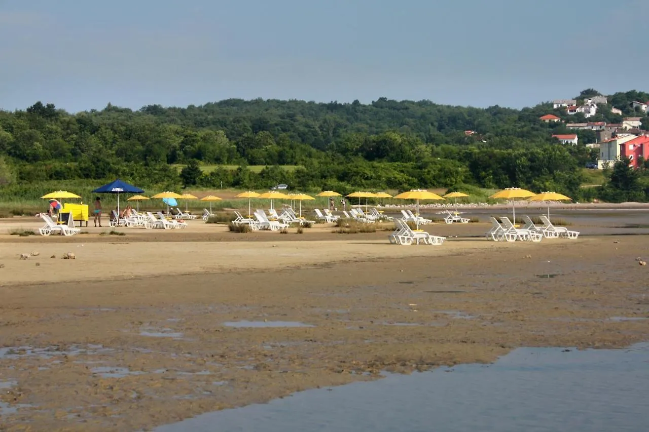 Apartments For Families With Children Klanice, Krk - 21992 Dobrinj Croatia