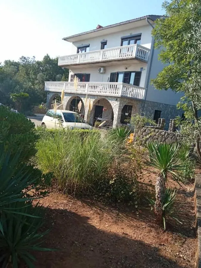 Apartments For Families With Children Klanice, Krk - 21992 Dobrinj